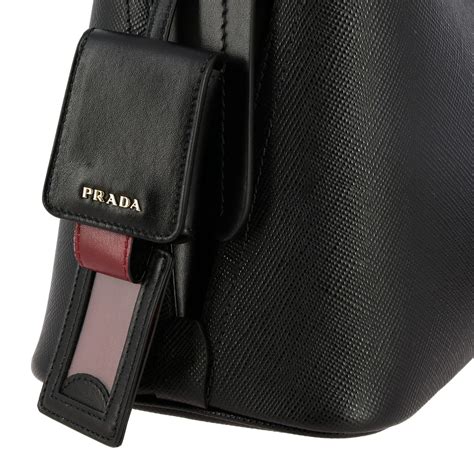 prada tessuto pelle stampato nero|Borsa in pelle in Nero .